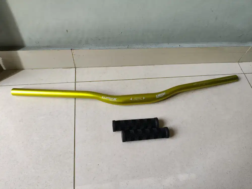 Stang handlebar wake alloy 720mm bonus handgrip
