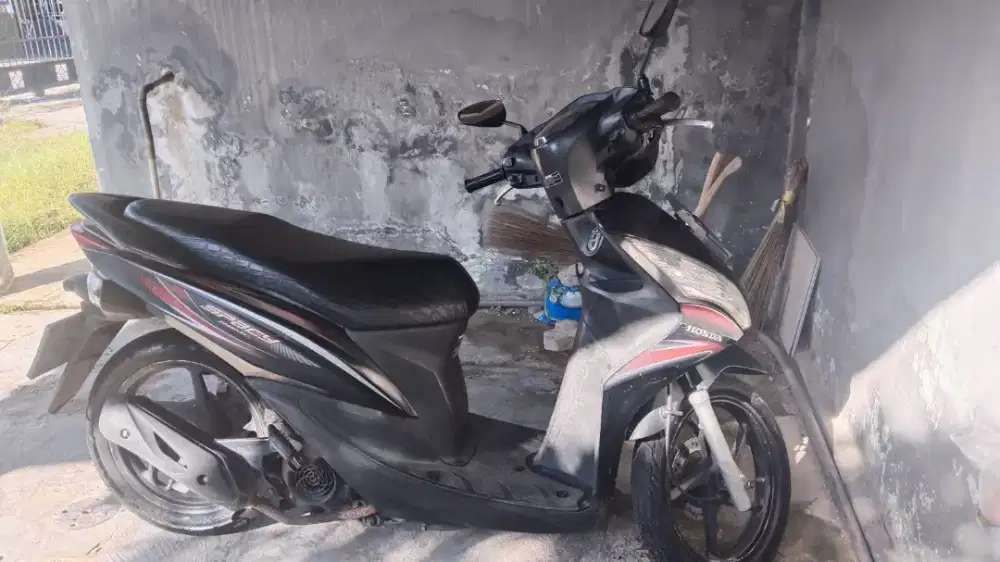 Honda spacy 2011