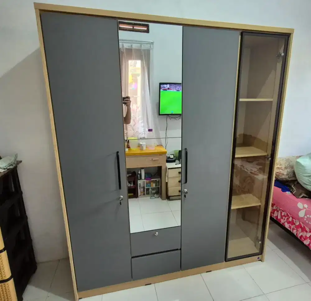 Lemari Pakaian Sanfelo Cena WD 4 Pintu SW44E