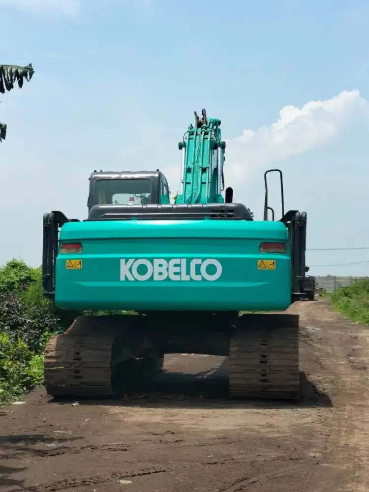 Kobelco SK200 tahun 2012