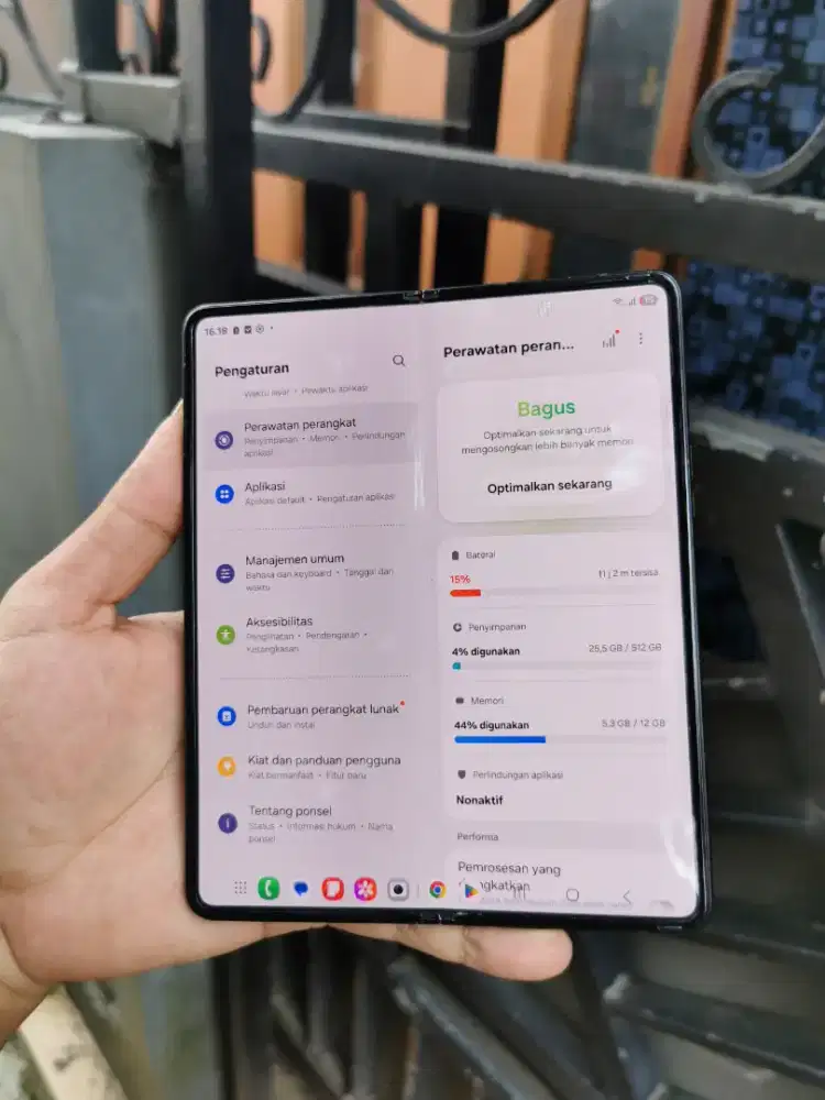 Samsung z fold 3 12/512 gb sein
