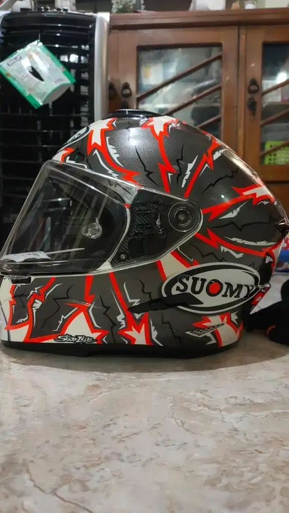 Helm Suomy good condition