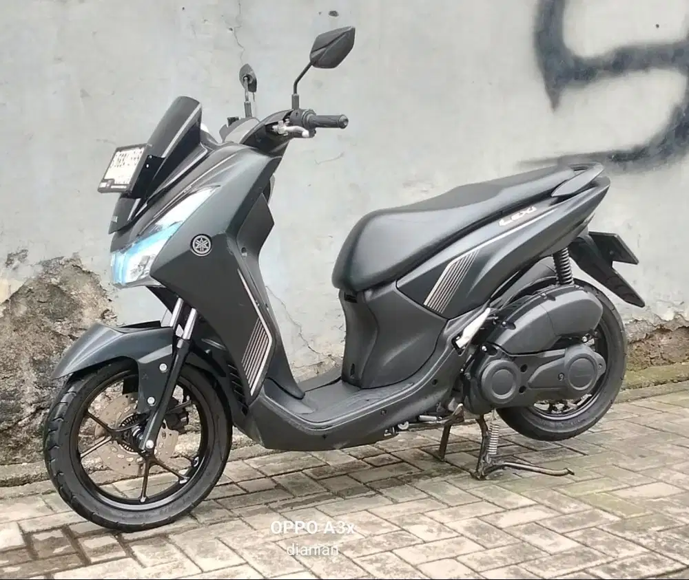 LEXI BENSIN 2023 HITAM