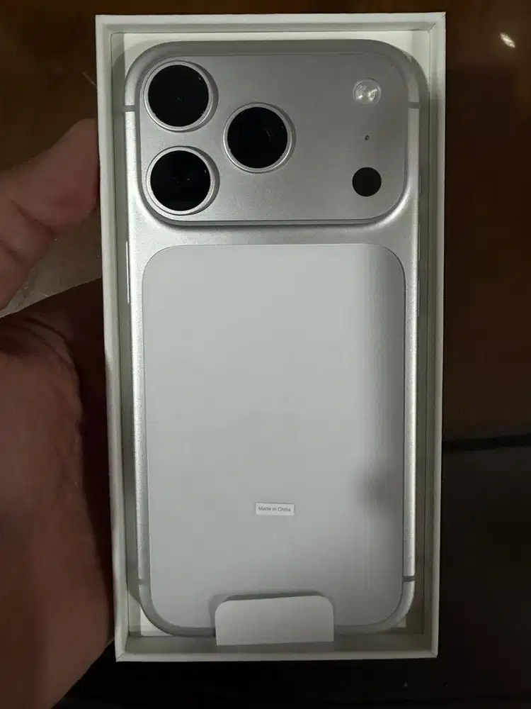Iphone 17 pro 512 ibox akfiasi aja