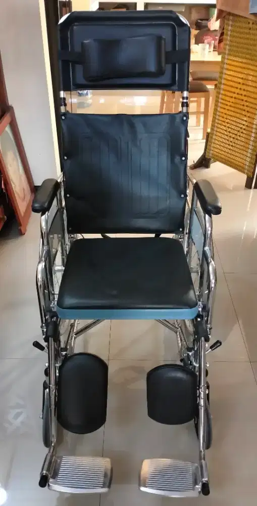 Kursi Roda Lansia/Stroke
