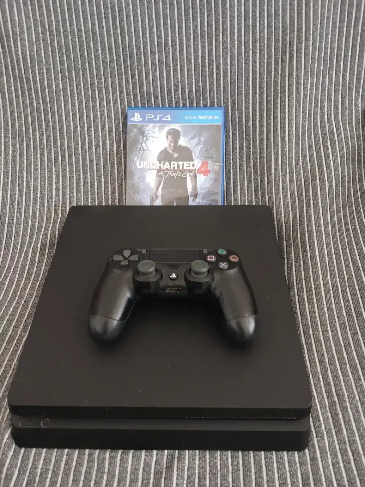 PS 4 / Play Station 4 Slim 500 Gb (Bisa Online)