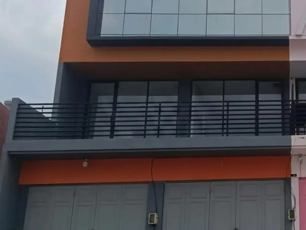 Di Jual 2 Unit Ruko Gandeng 3 Lantai Di Jalan Raya Utama Karang Tengah Tangerang