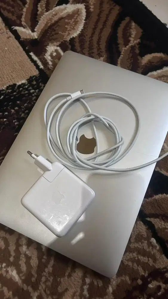 Jual Macbook Pro 13 2017 - LCD Mati