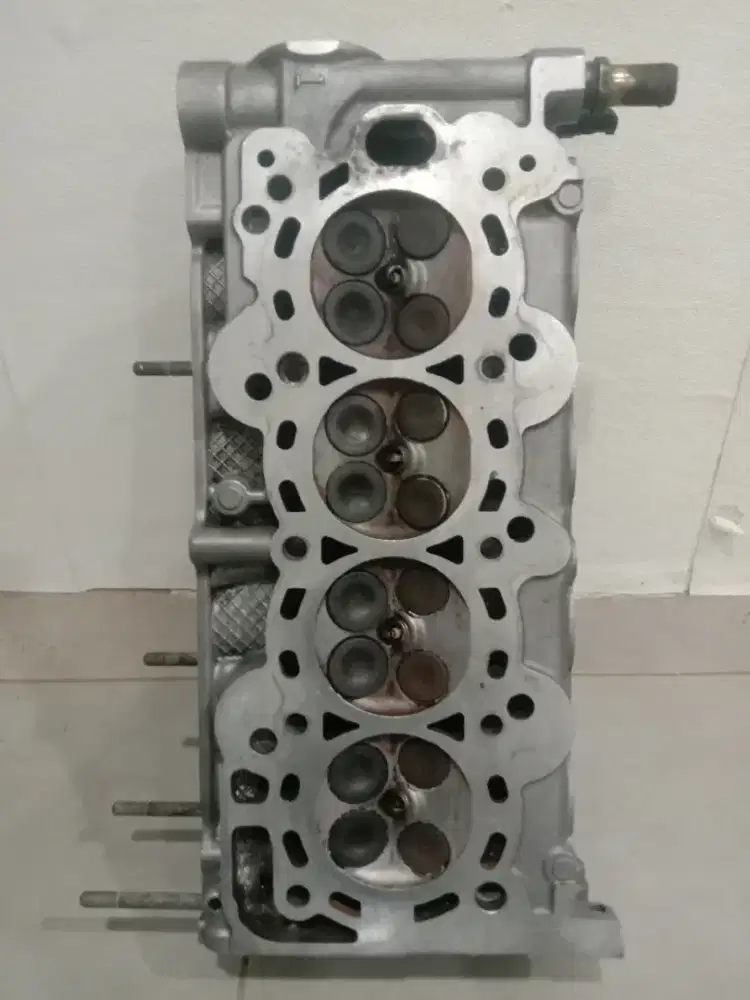 Deksel/clinder head M15A suzuki