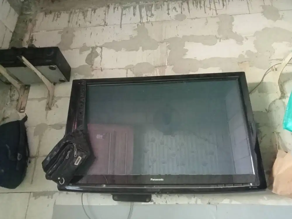 Plasma panasonic 42 inci