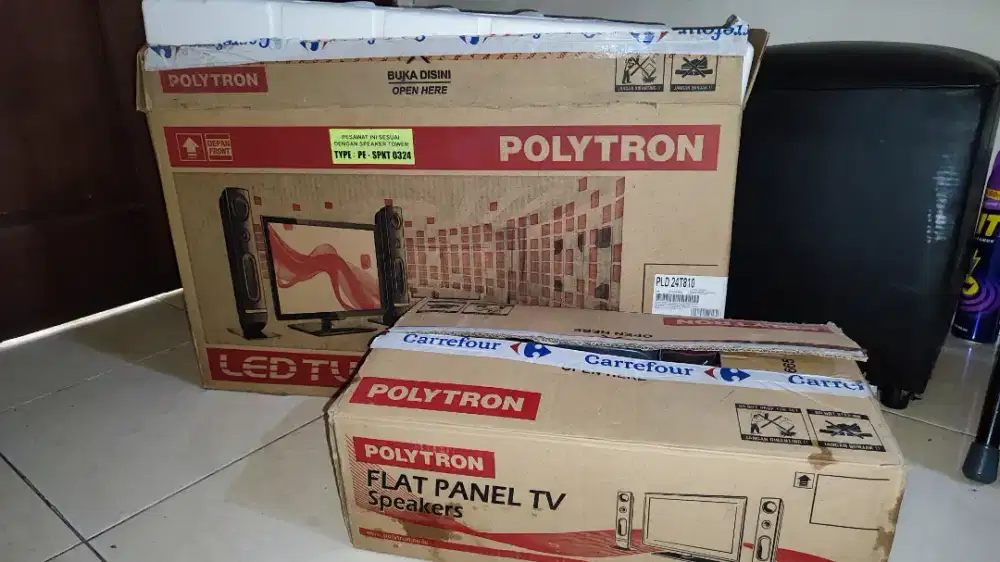 Tv Polytron cinemax 24 inch dan Polytron speaker 1 set
