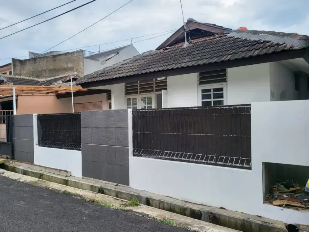 Dijual Rumah Antapani Bandung Sayap Sukanagara Luas 180m² Lokasi Strategis