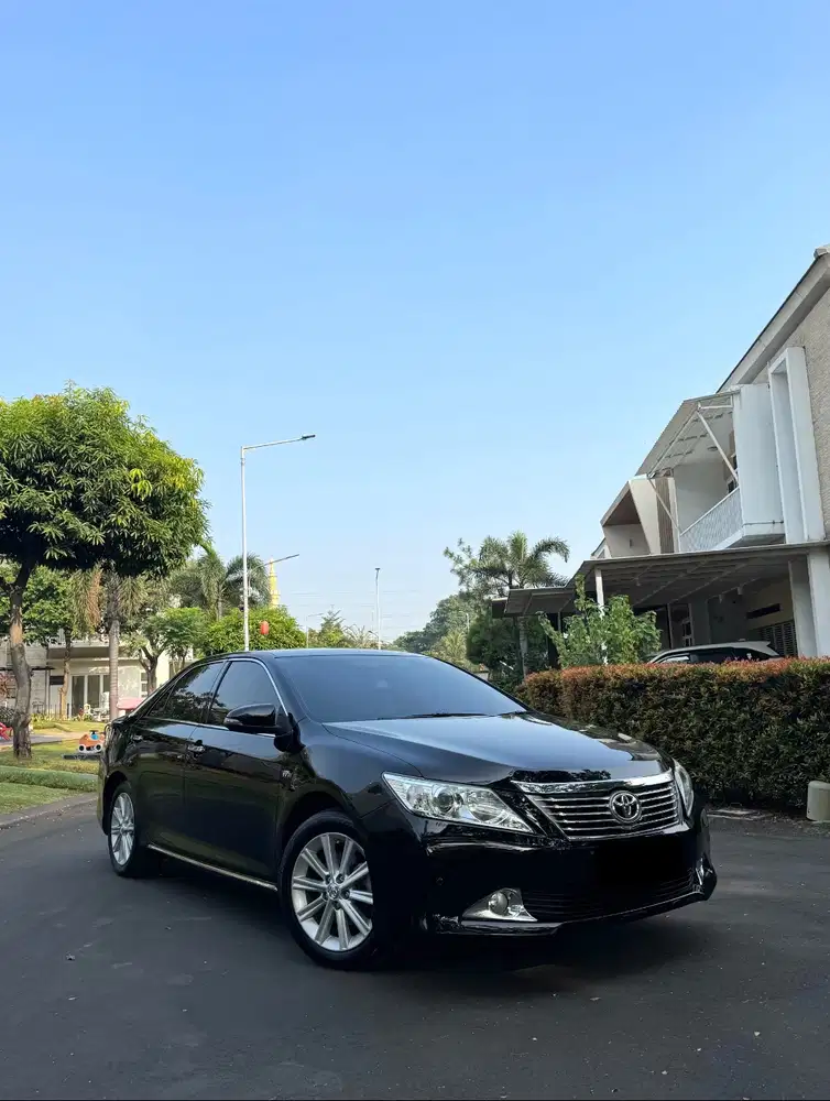 (Harga Cash & Low KM) Toyota Camry 2.5 V 2013