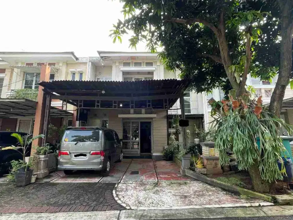 Dijual rumah semi furnish Kota wisata Cibubur.