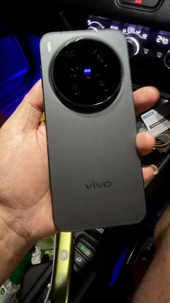 Vivo x300 pro 16/512