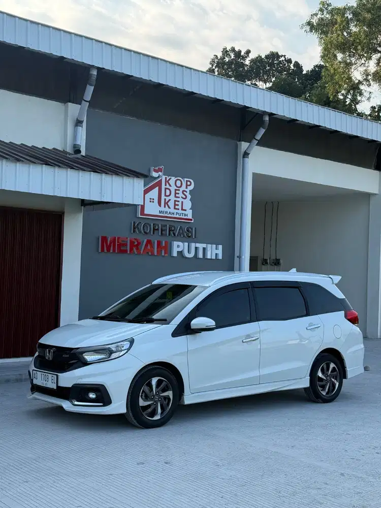 Mobilio RS Matic CVT 2017