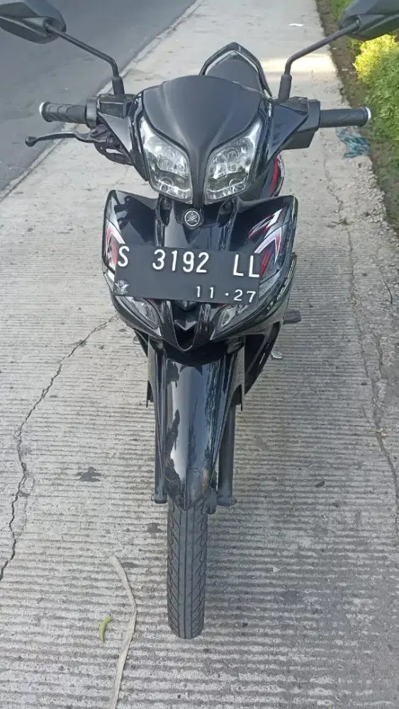 Jupiter Z1 hitam