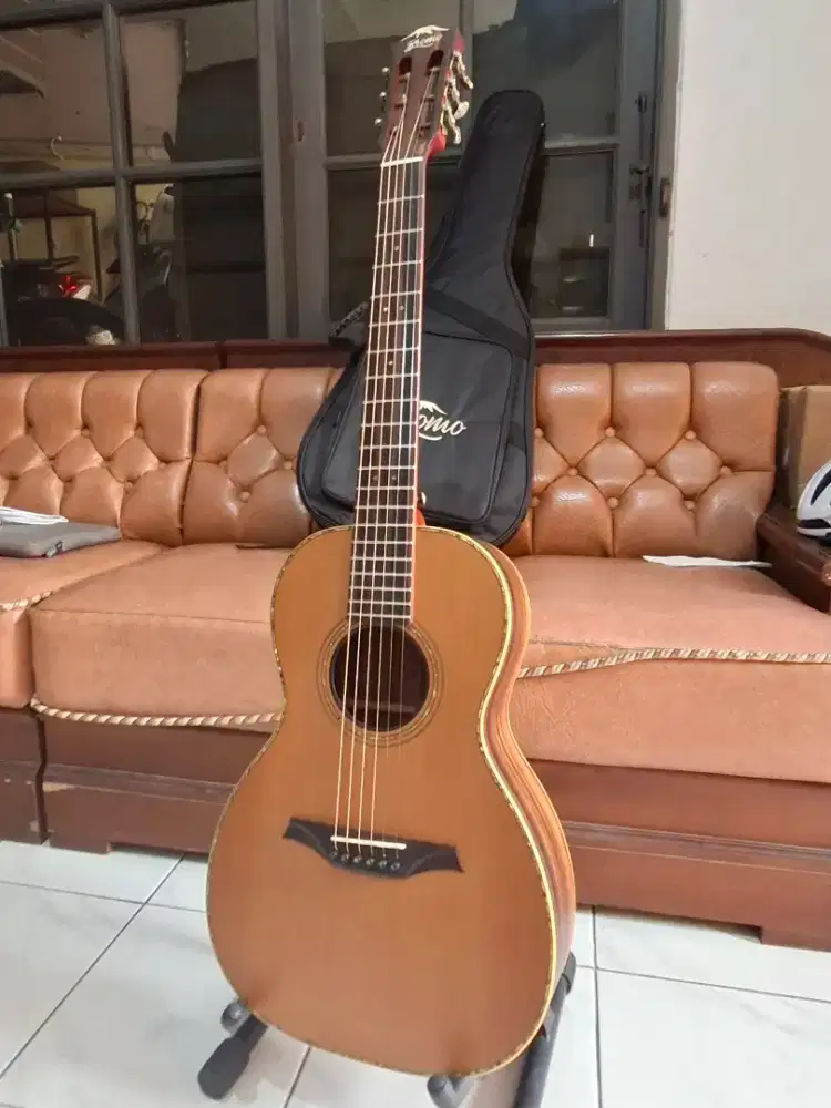 Second Gitar Bromo Bar 6 Akustik