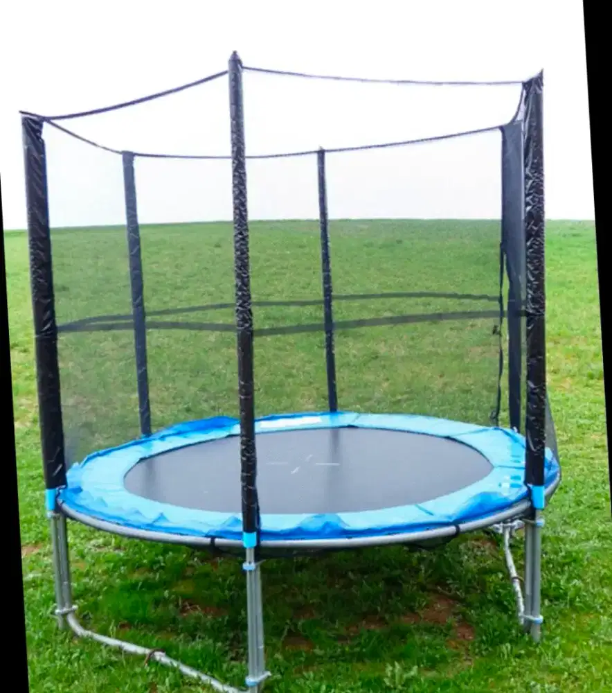 trampolin anak, mines kardus,. kondisi 85%