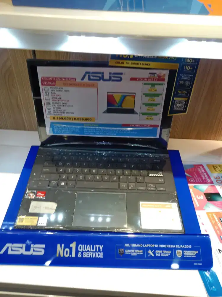 ASUS VIVOBOOK RAM 8/256