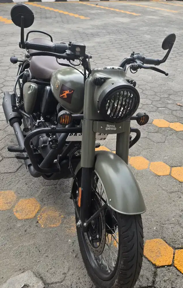 Dijual RE 350 Classic Signal tahun 2024