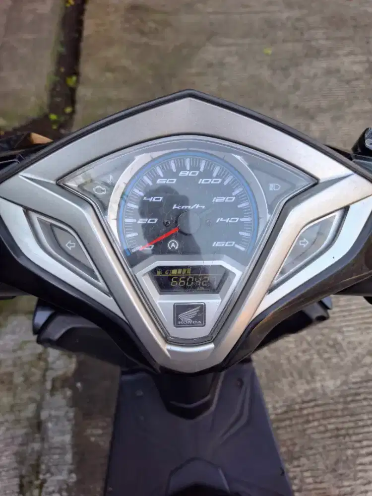 Vario 125 ISS kzr 2014 Istimewa