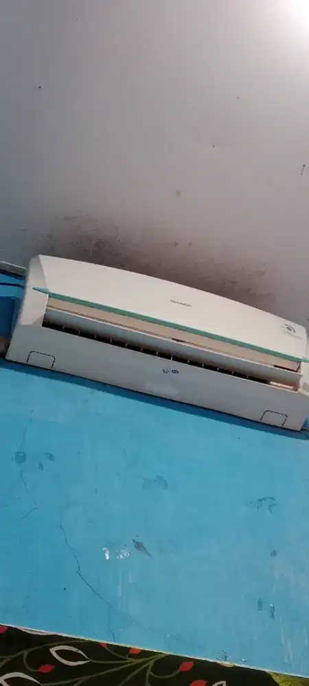 Jual AC 1pk sharp kondisi normal