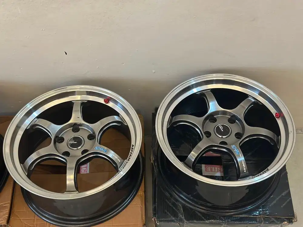 VELG R17 ADVAN RGD2 ( LIKE NEW )