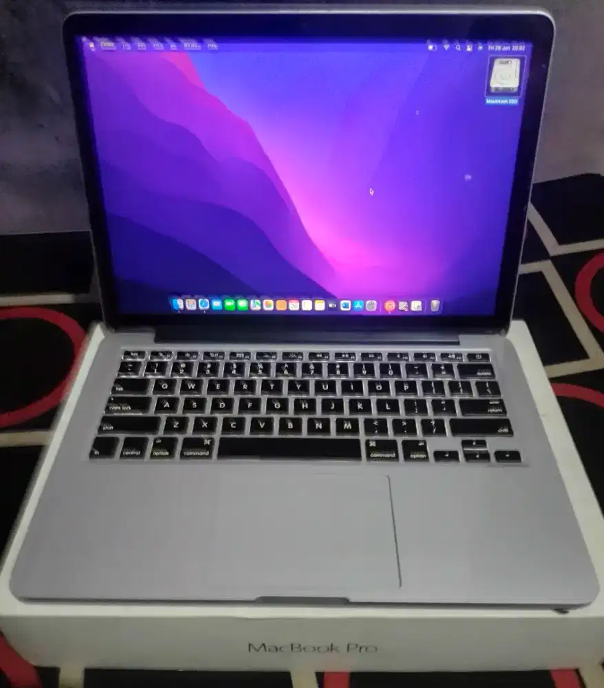 Macbook pro retina 16gb 128gb monterey