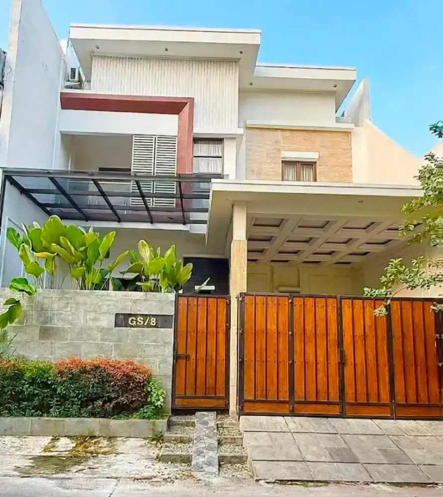 RUMAH SULTAN SIAP HUNI PRIVATE POOL KOJA JAKARTA UTARA. NEGO TIPIS