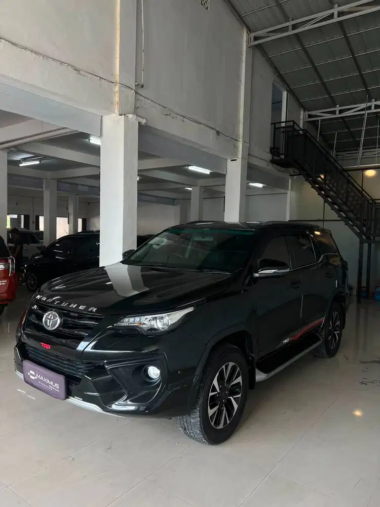 Fortuner 2.4 4x2 VRZ TRD Solar-AT 2018