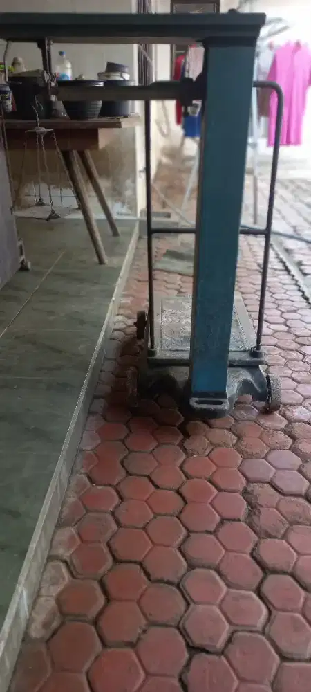 Timbangan duduk 300 kg