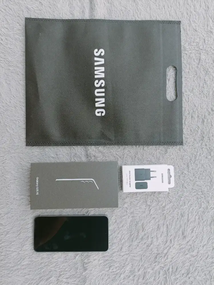 SAMSUNG GALAXY S25 FE NAVY