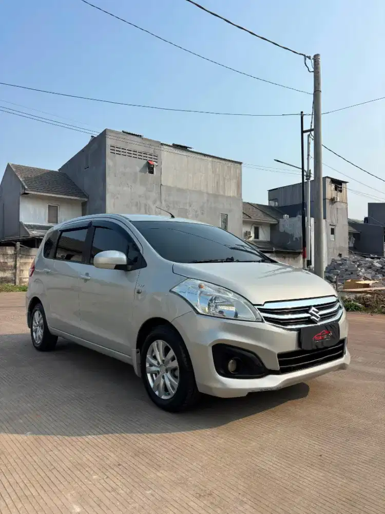 Suzuki Ertiga GL manual 2018 bekas murah