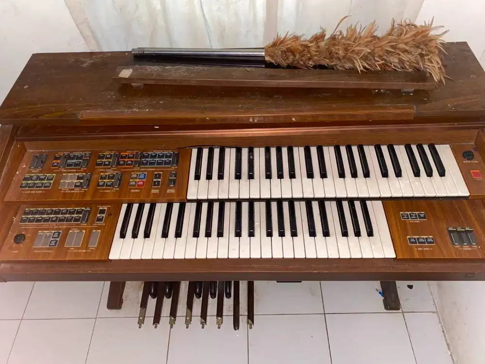 Piano Kayu Jual cepat
