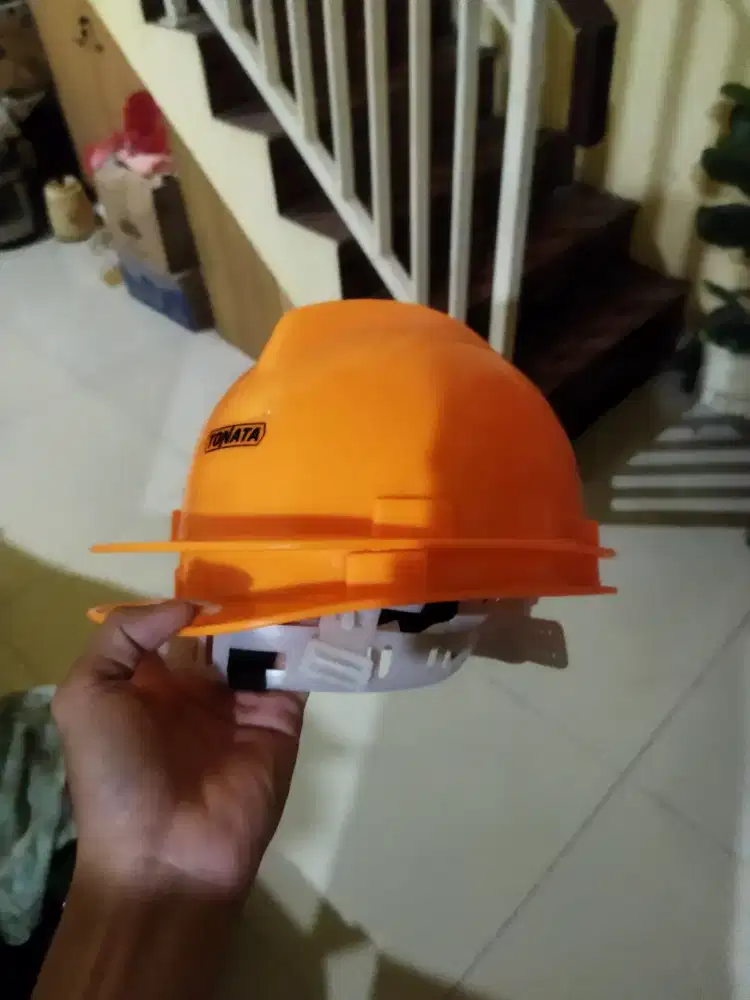 Helm proyek merk tonata