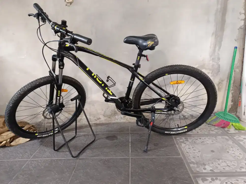 Sepeda MTB Thrill Vanquish 3.0