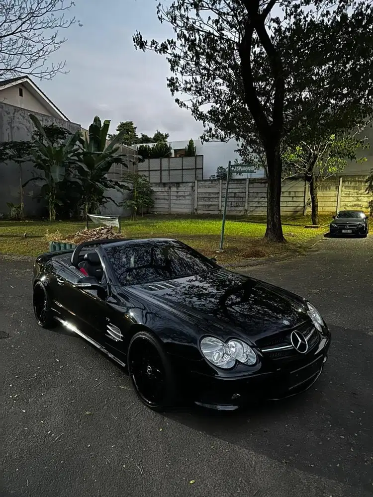 Mercedes-Benz SL500 AMG R230 2002 CBU. 16rb mls