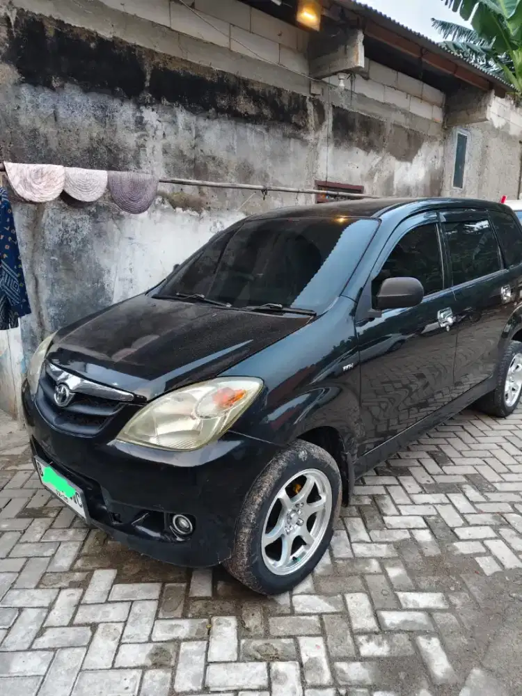 Toyota Avanza E Matic 2010 AT  Pajak Panjang 2026  KM 130rb Siap Pakai