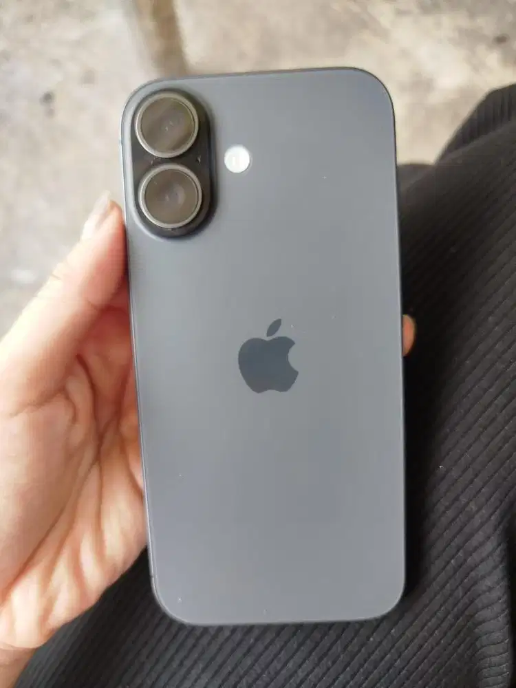 Iphone 17 256GB ex Ibox garansi aktif