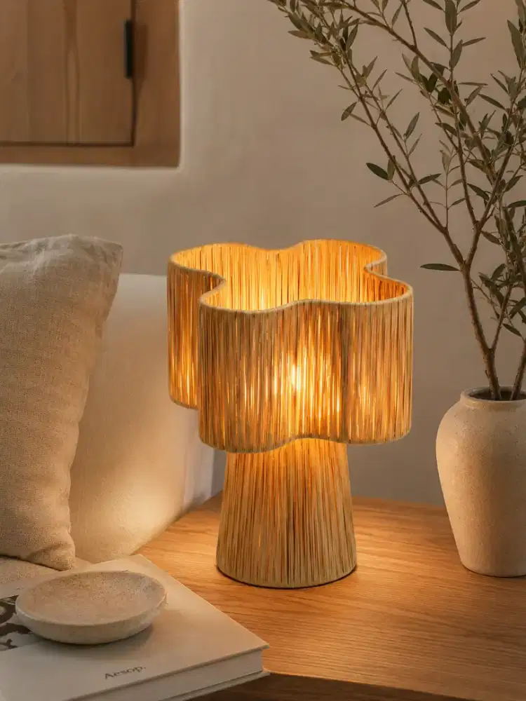 Lampu Meja Rotan Anyaman Natural Model Unik Minimalis