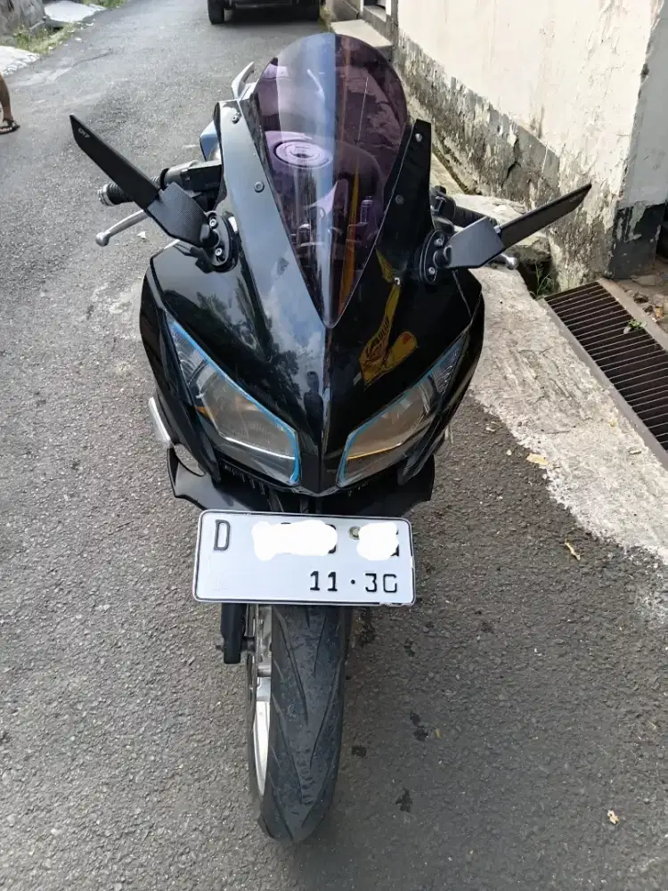 Motor Honda CBR 2015 150r