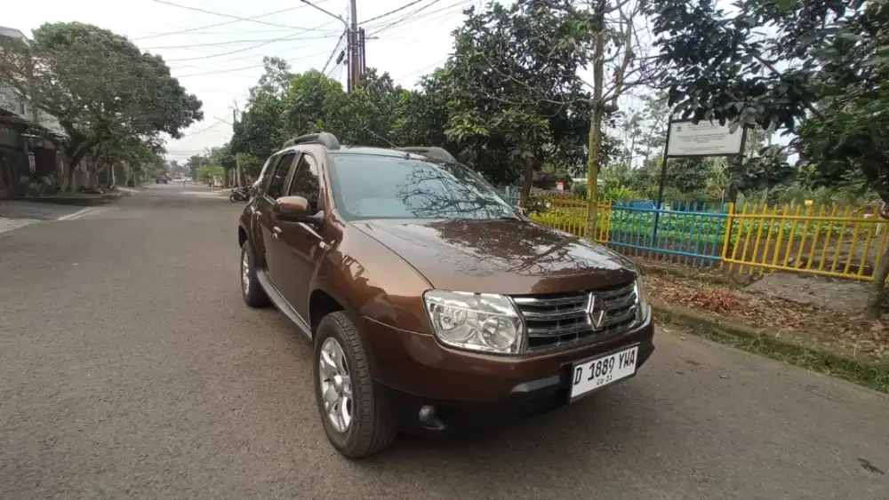 DIJUAL RENAULT DUSTER DIESEL 2017
