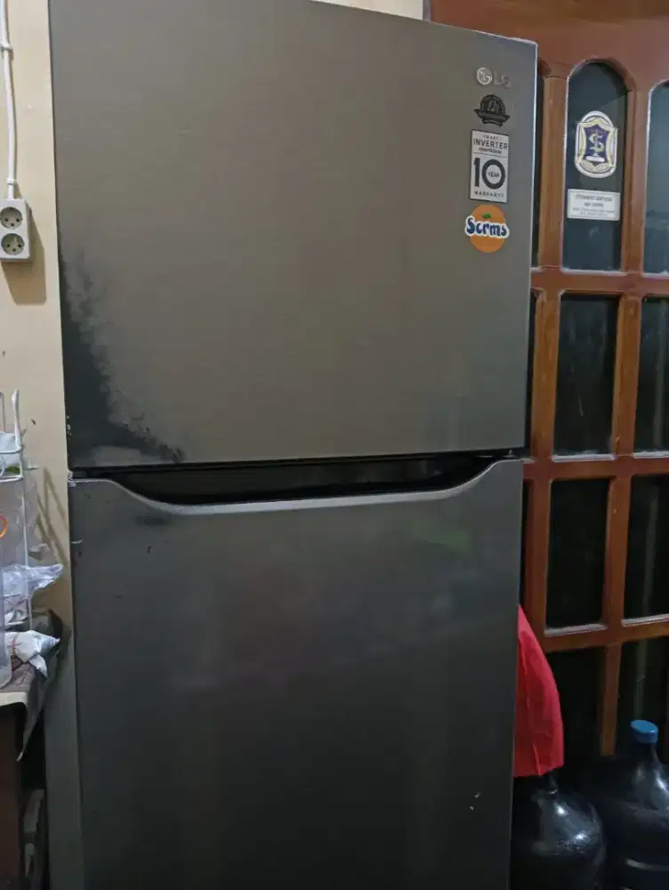 Di jual kulkas samsung 2 pintu