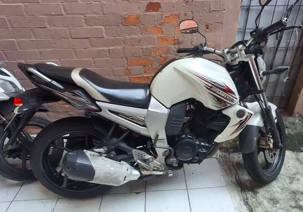 Yamaha Byson Irit Mesin Handal