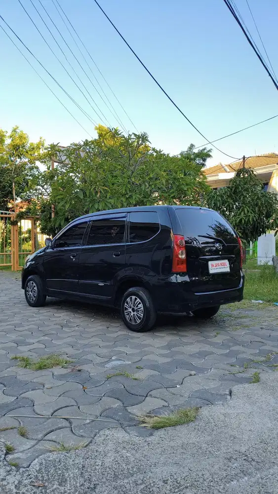 Daihatsu Xenia 2011 Bensin