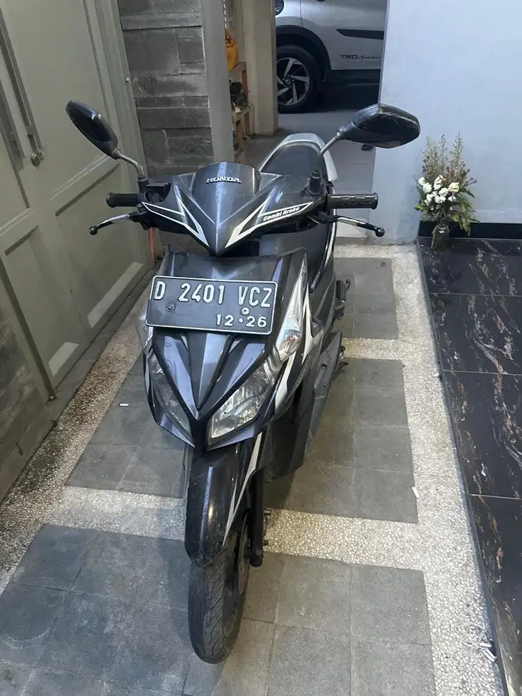 Vario 2011 cbs dijual bu