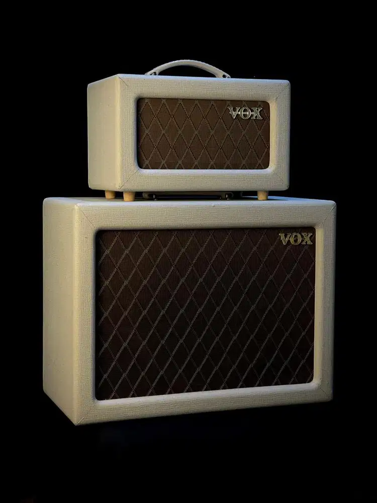 Vox AC4TVH with Cabinet
