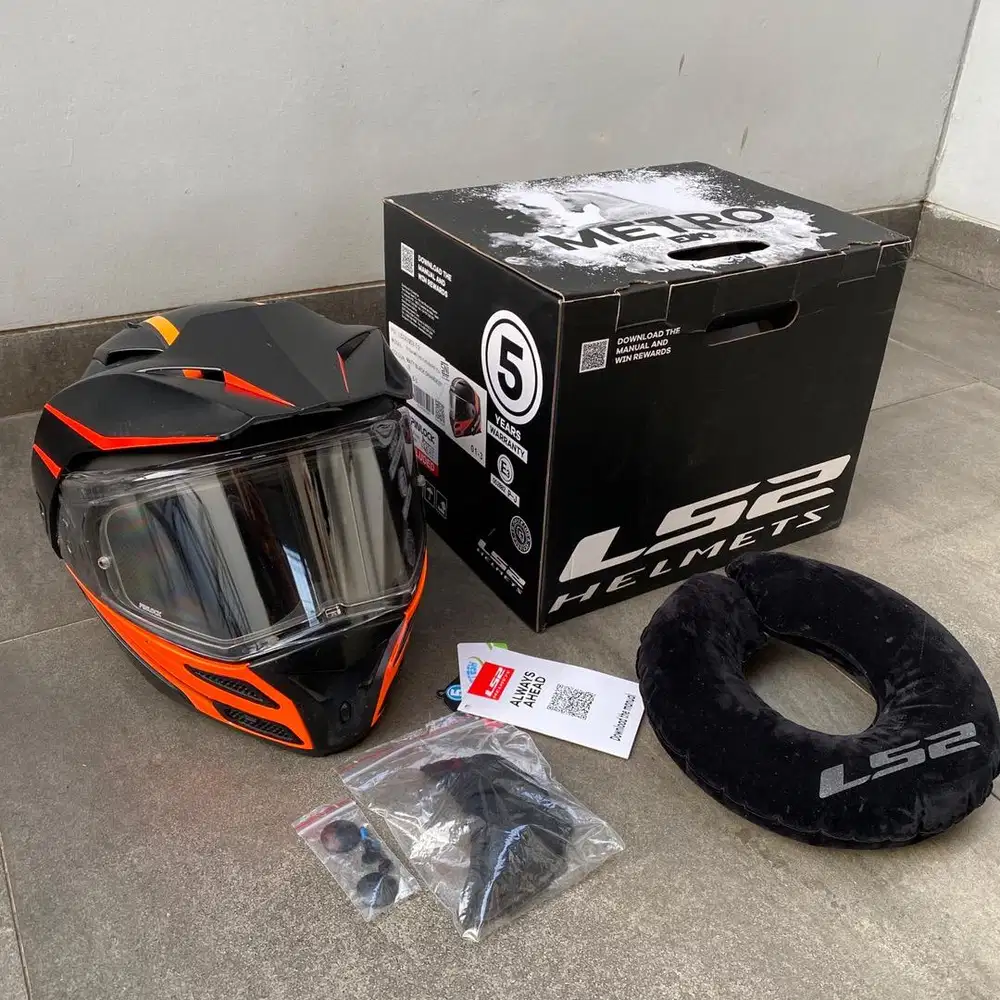 Helm LS2 FF324 Metro Evo