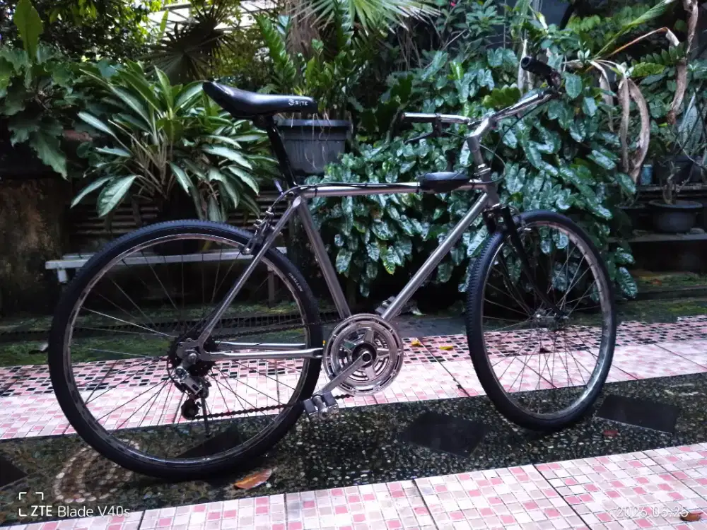 Sepeda Deki Antik